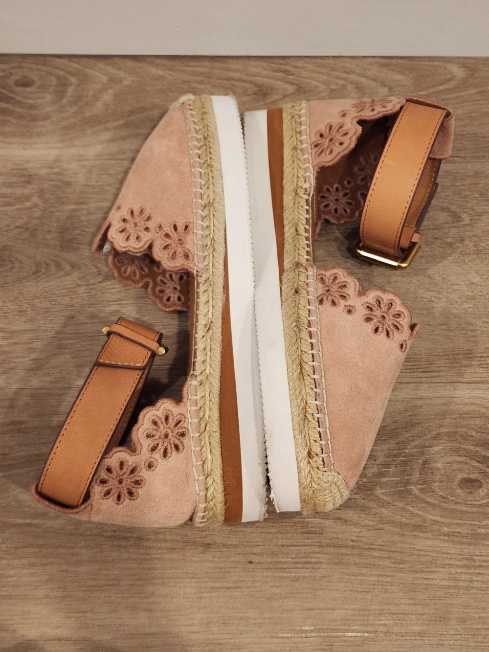 See By Chloe Glyn Natural Floral Scalloped Suede Ankle Strap Espadrille Womens 7